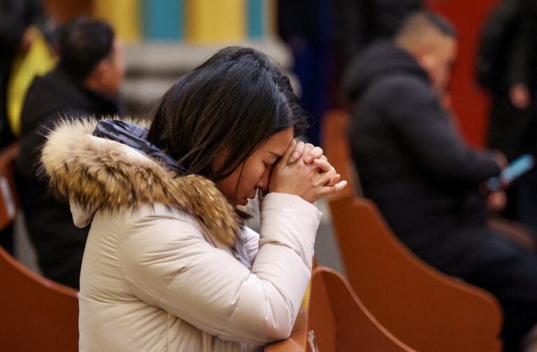 20251226T0849 CHRISTMAS EVE MASS CHINA 1810151