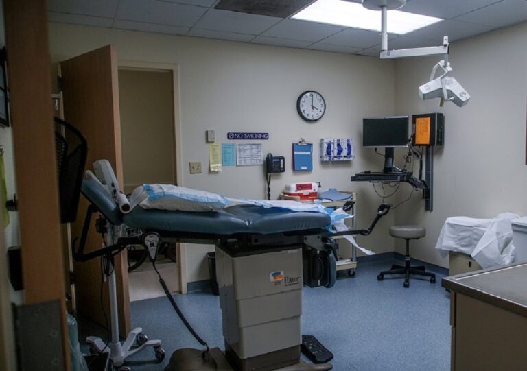 20260512T1518 TITLE X ABORTION FUNDING BILL 1819688